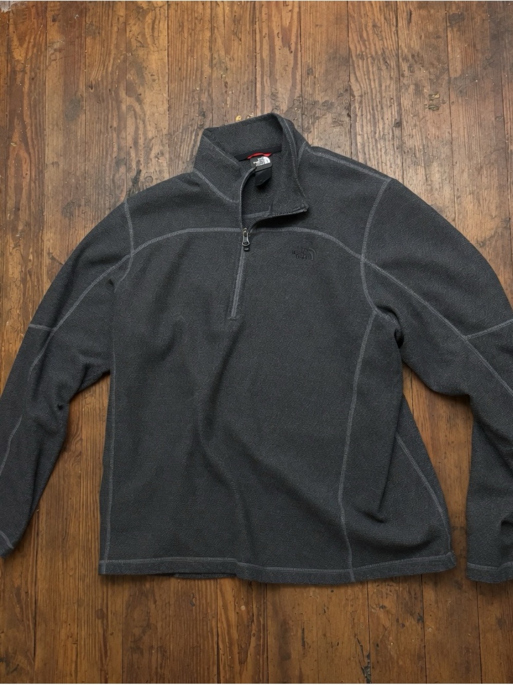 The North Face Men’s XL Quarter Zip Fleece Pullover Heather Gray Sweater